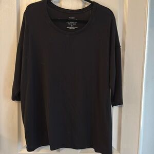 Super soft plush long sleeve dolman lounge tee.